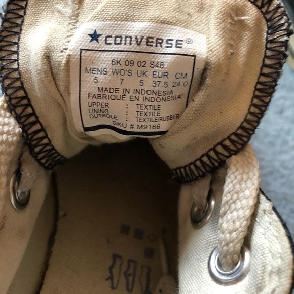 Stylish black converse - Picture 2 of 2